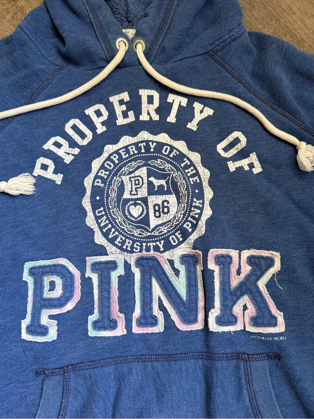 Victoria's Secret PINK University hoodie - Picture 8 of 8